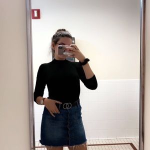 Meet your Posher, Emma